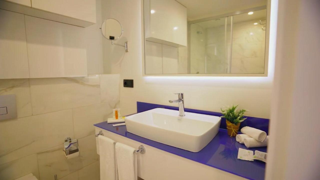 Orbi City Suite Sea View In Batumi Aparthotel Εξωτερικό φωτογραφία